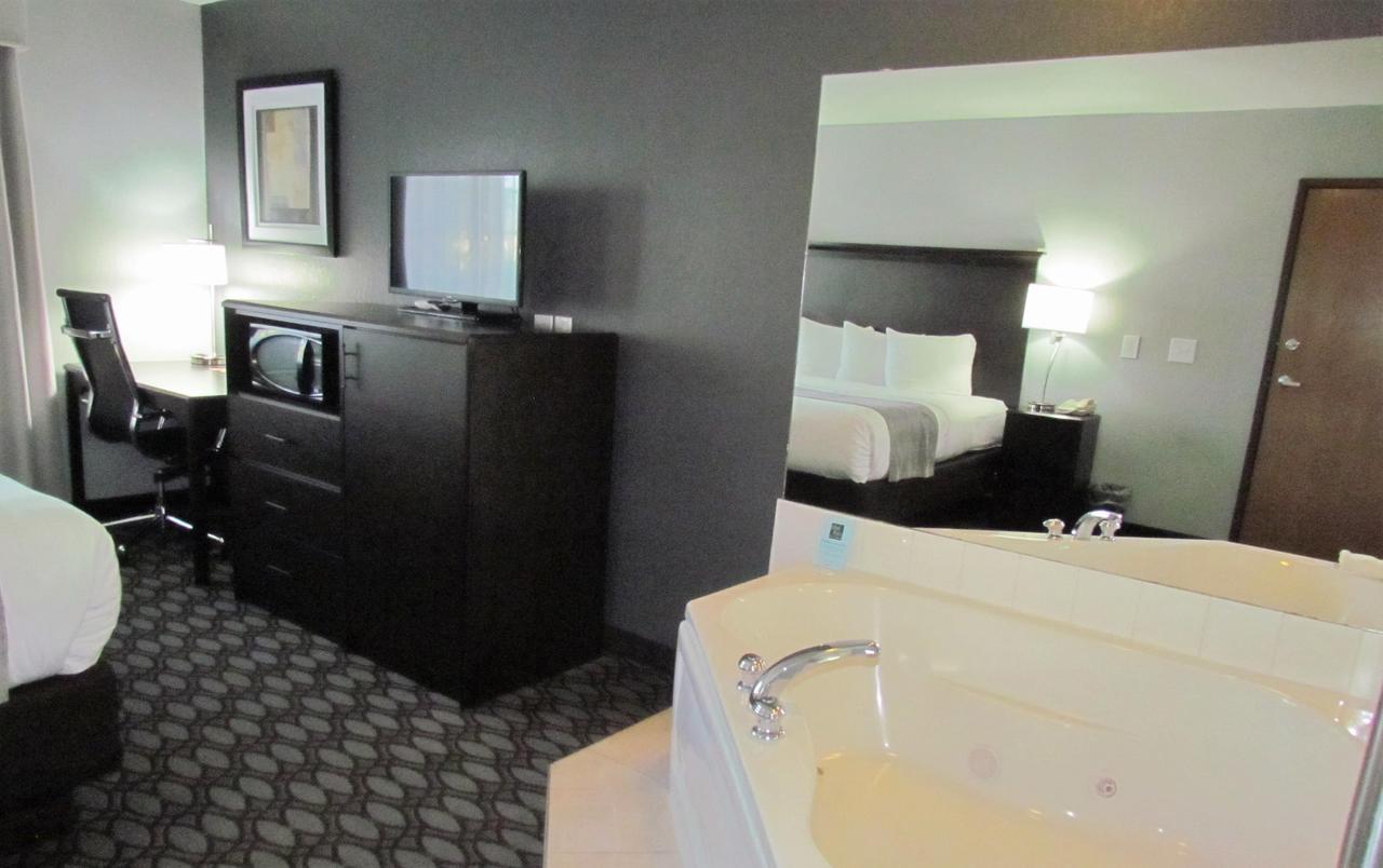 Oak Hill Inn & Suites Canton エクステリア 写真