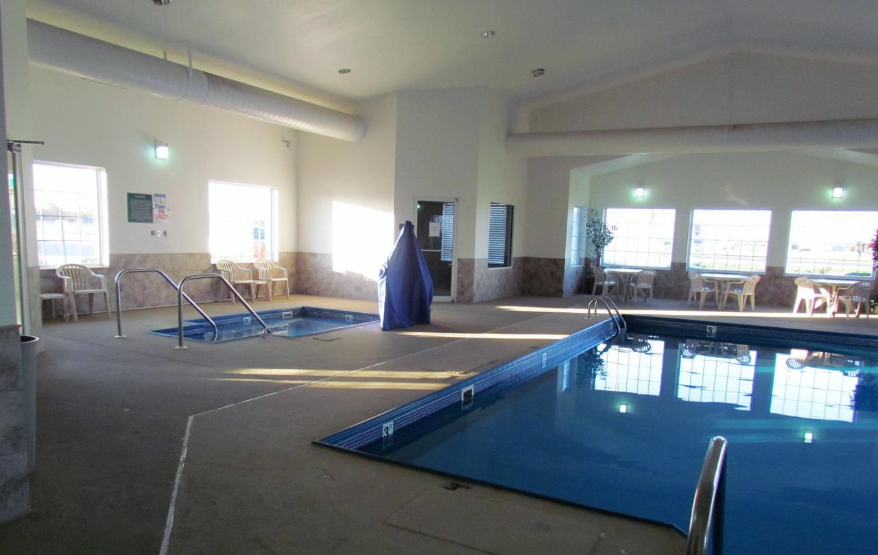 Oak Hill Inn & Suites Canton エクステリア 写真