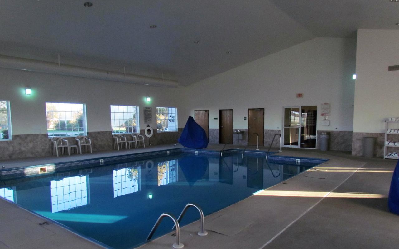 Oak Hill Inn & Suites Canton エクステリア 写真