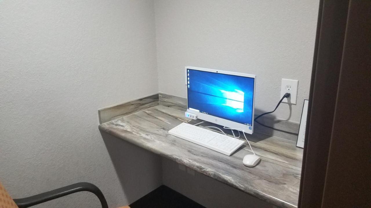 Oak Hill Inn & Suites Canton エクステリア 写真